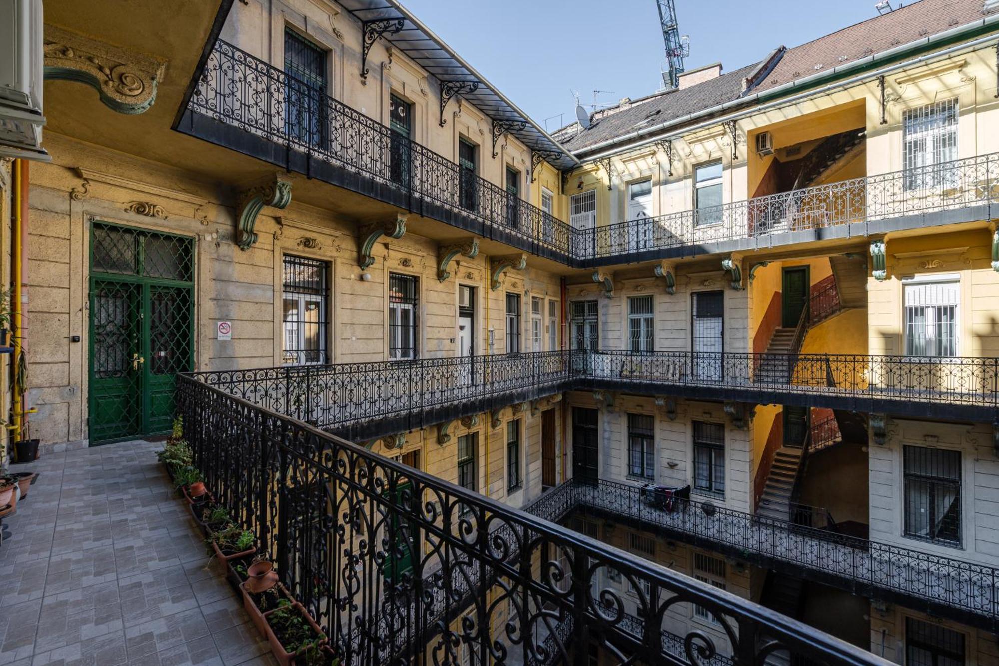 Apartamento R38 Boutique Apartments, Location By Bqa
