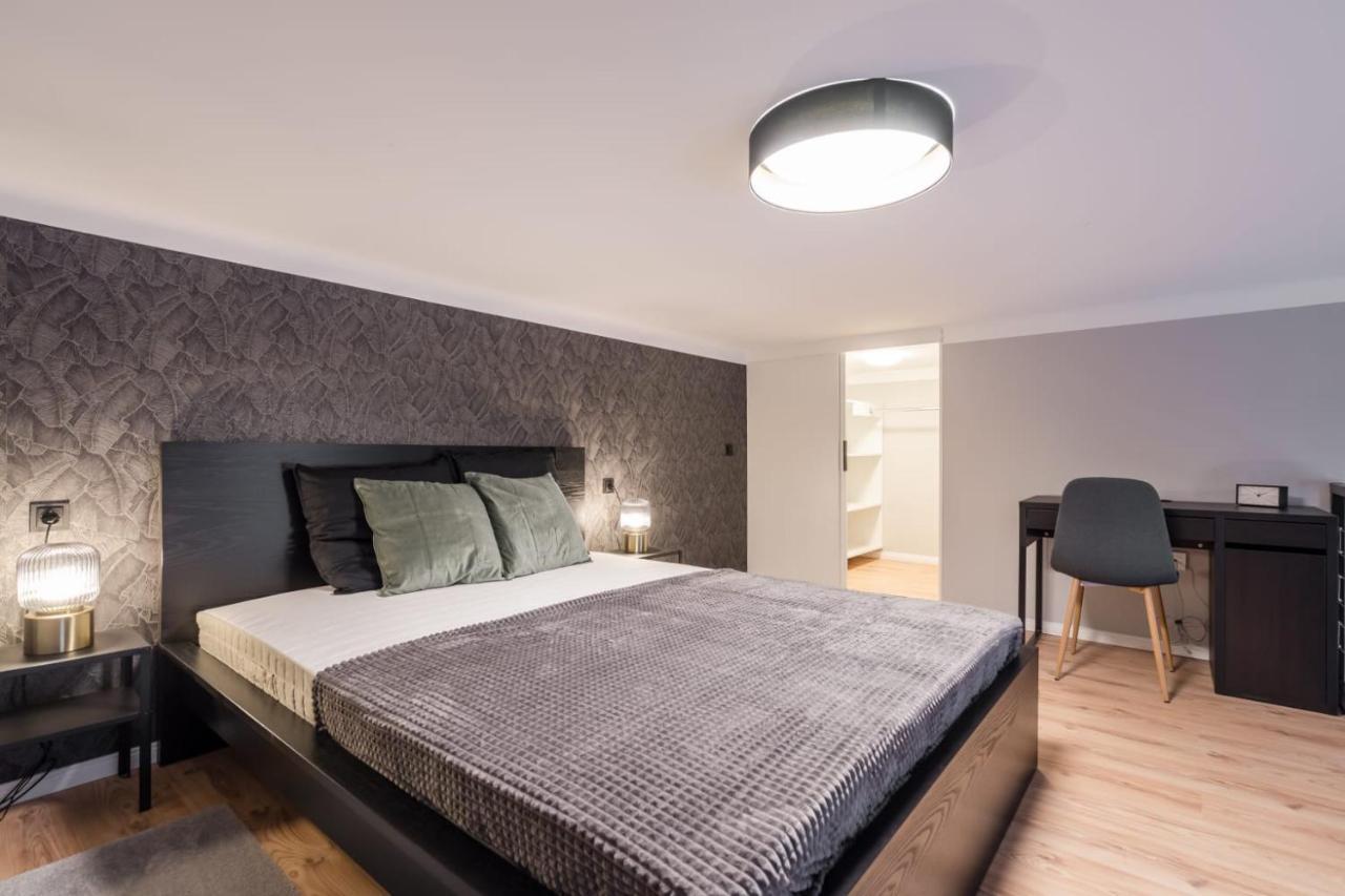 דירה R38 Boutique Apartments, Location By Bqa