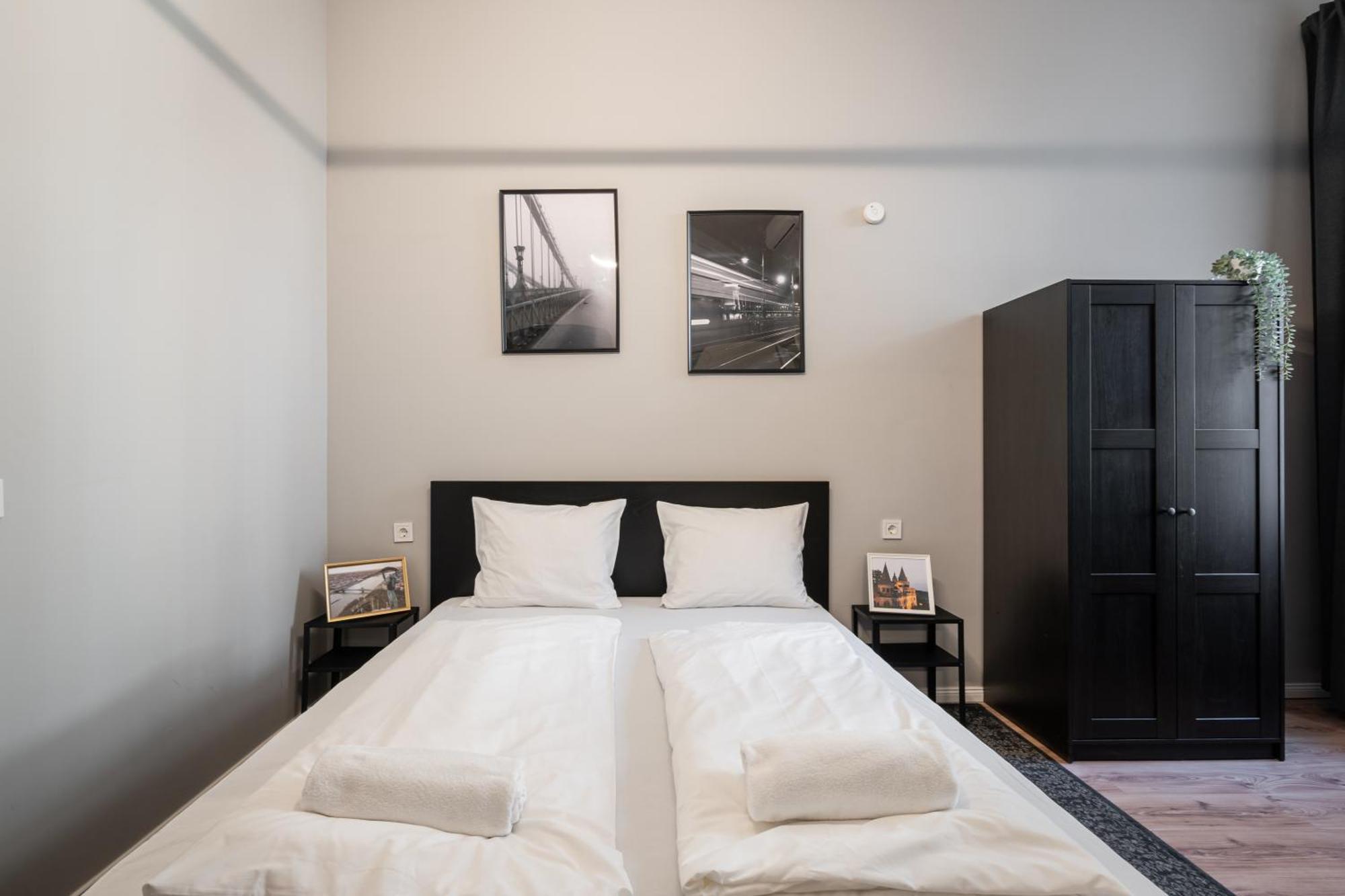 דירה R38 Boutique Apartments, Location By Bqa